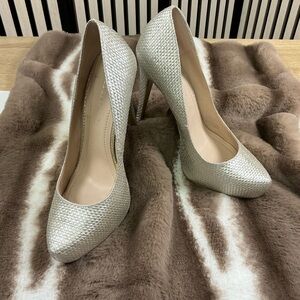 New Elegant Silver BCBG High Heels, Sz 8
